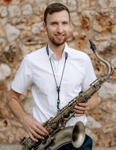 Jan Görgen Leitet Den Standort Münster Und Unterrichtet Saxophon.