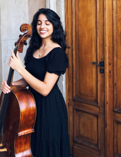Isadora Vilela De Oliveira Unterrichtet Cello Am Standort Münster.