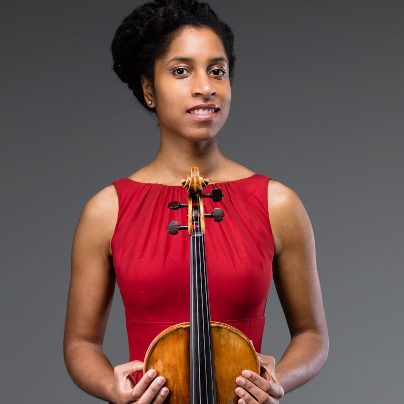 Audrey Monfils Ist Bratschistin Und Leitet Den Standort Bremen.